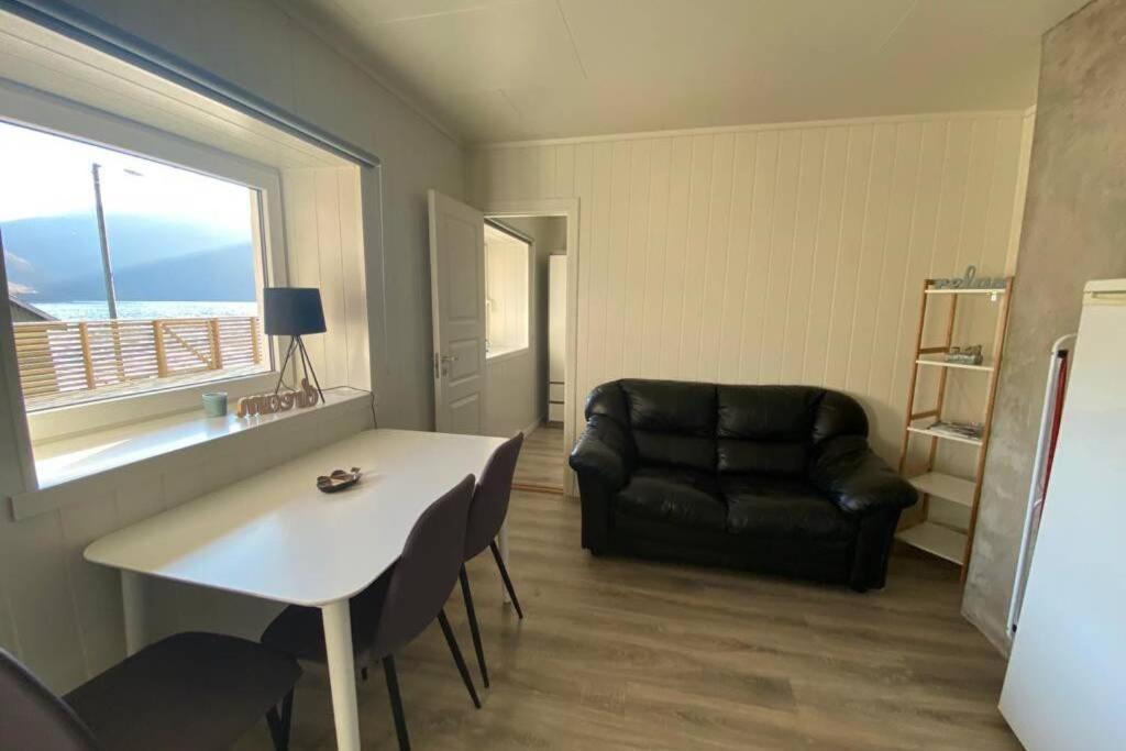 Waterfront Senja 3 Apartman Torsken Kültér fotó